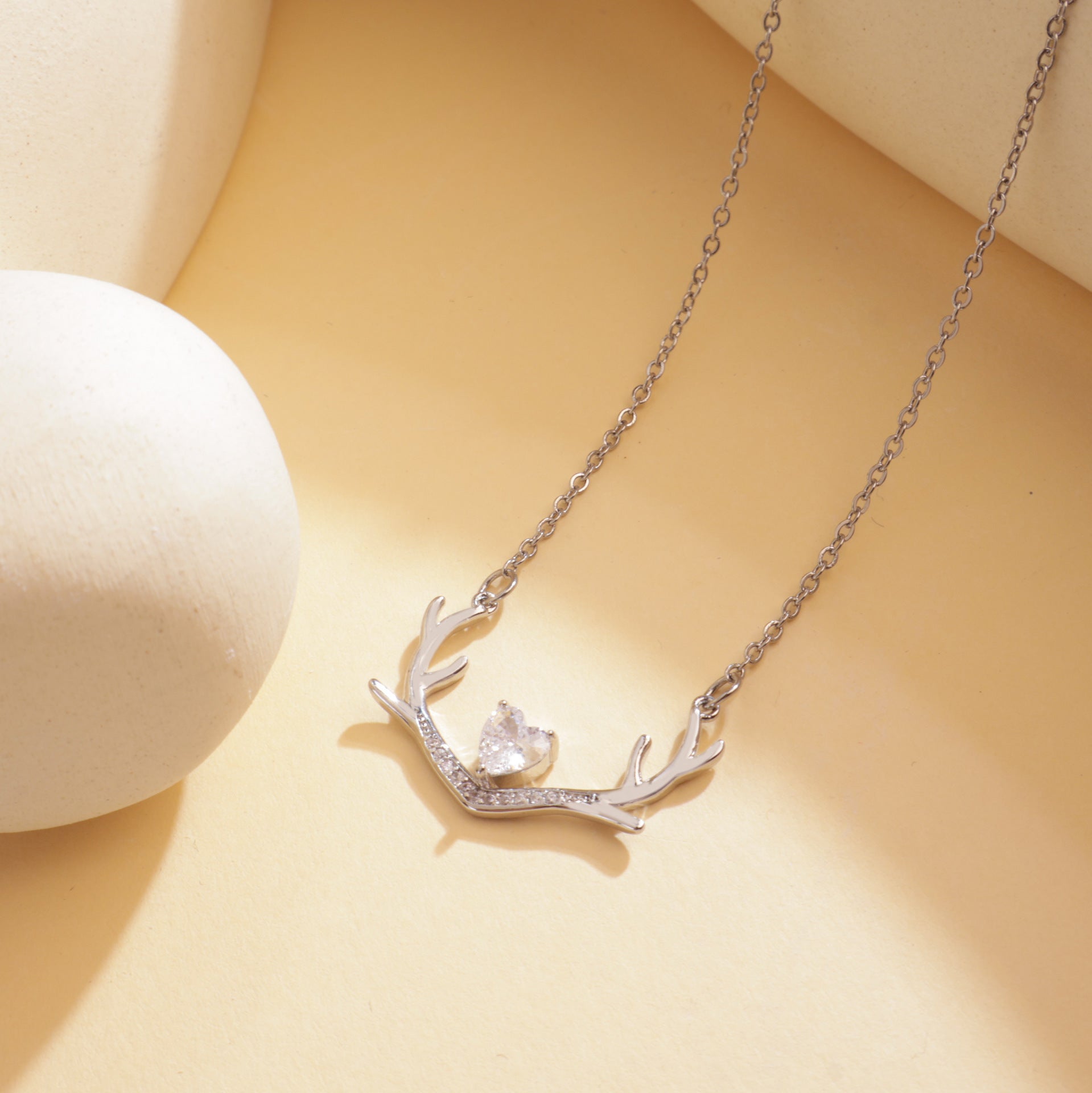 Antlers Titanium Steel Necklace Fashion Simple Necklace